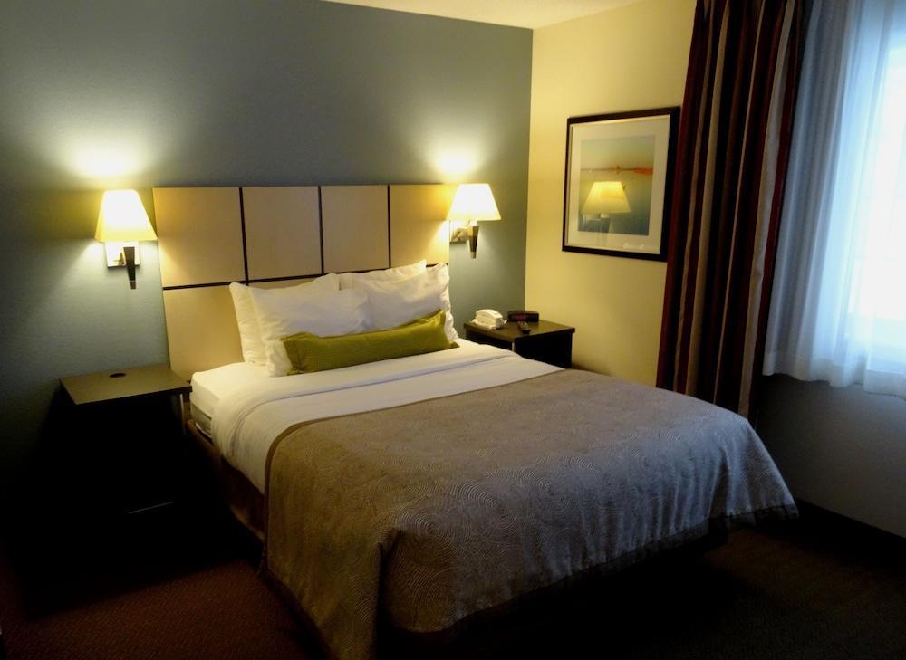 Sonesta Simply Suites Boston Burlington Buitenkant foto