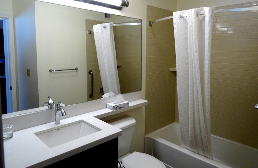 Sonesta Simply Suites Boston Burlington Buitenkant foto