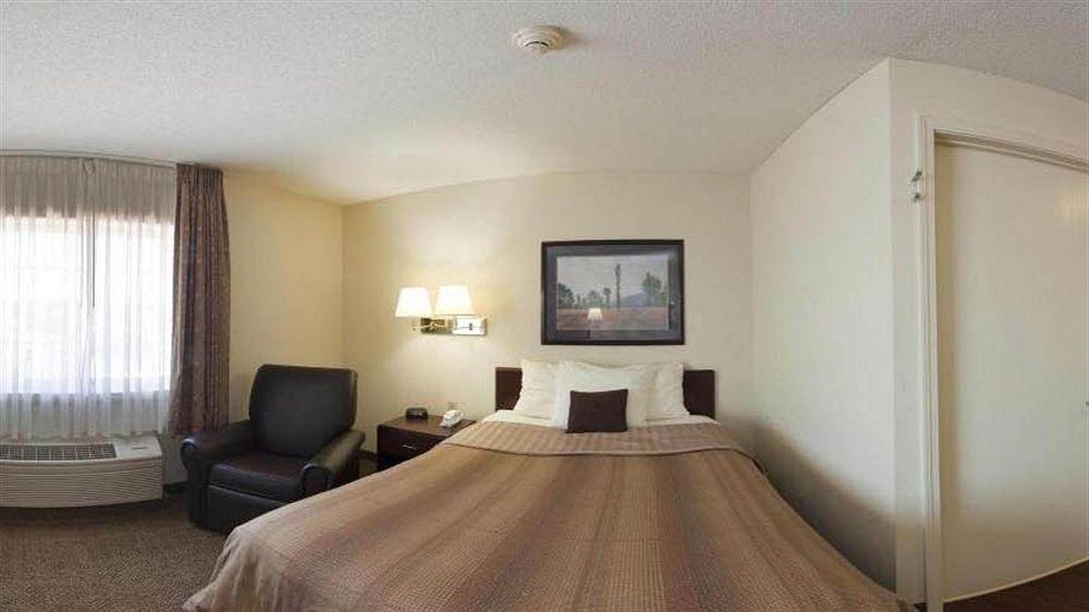 Sonesta Simply Suites Boston Burlington Buitenkant foto
