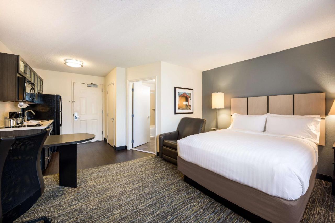 Sonesta Simply Suites Boston Burlington Buitenkant foto