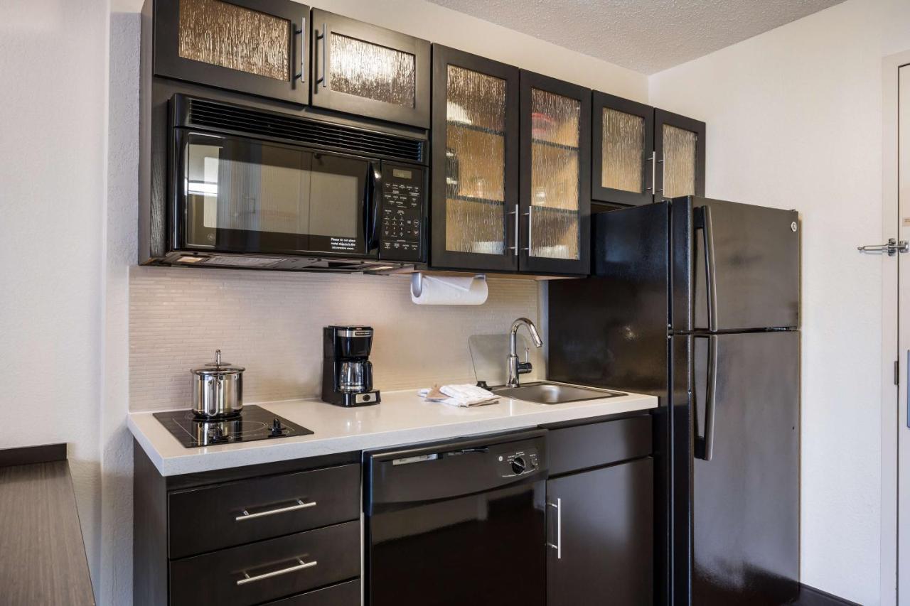 Sonesta Simply Suites Boston Burlington Buitenkant foto
