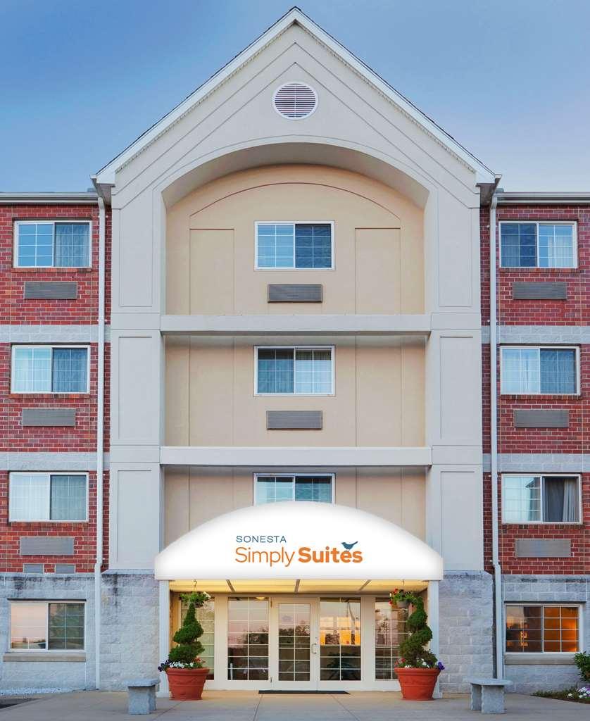 Sonesta Simply Suites Boston Burlington Buitenkant foto