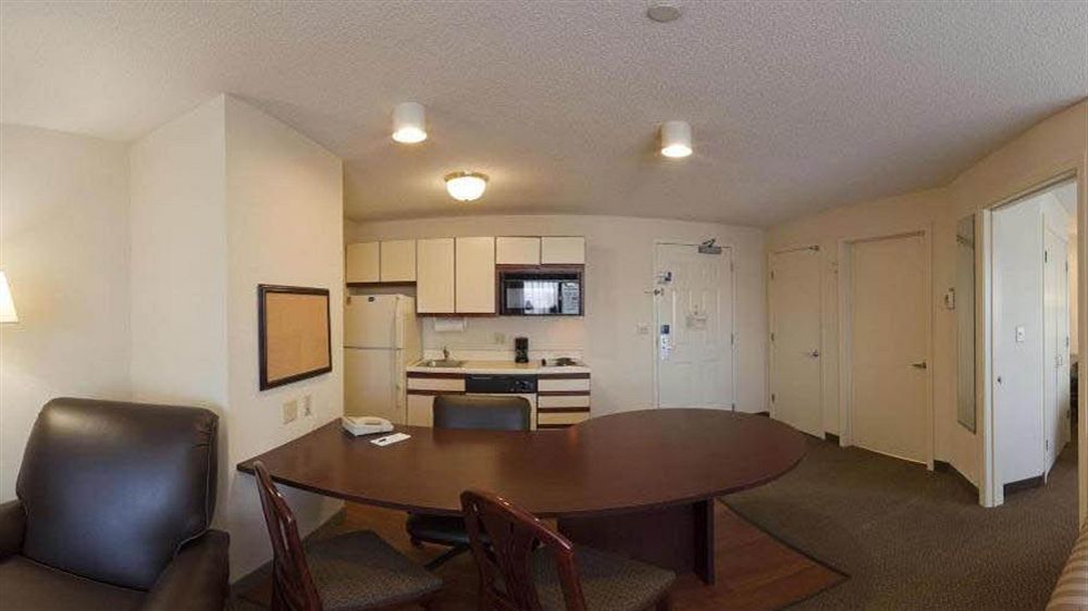 Sonesta Simply Suites Boston Burlington Buitenkant foto