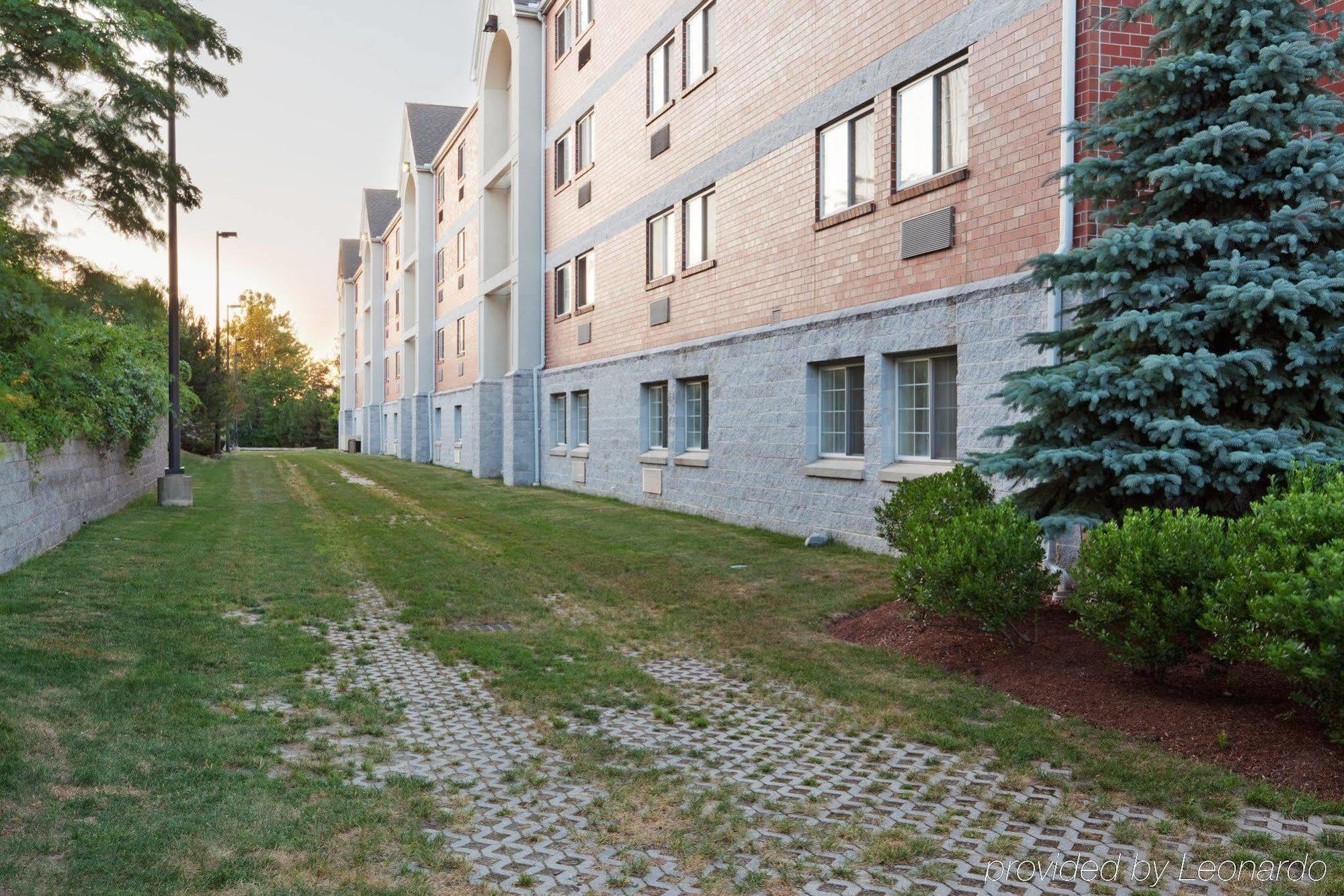 Sonesta Simply Suites Boston Burlington Buitenkant foto