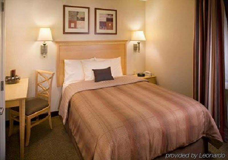 Sonesta Simply Suites Boston Burlington Buitenkant foto