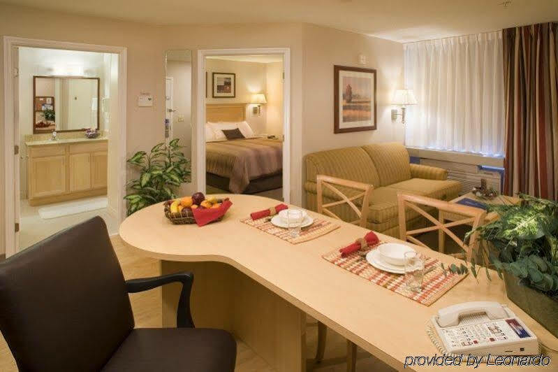 Sonesta Simply Suites Boston Burlington Buitenkant foto